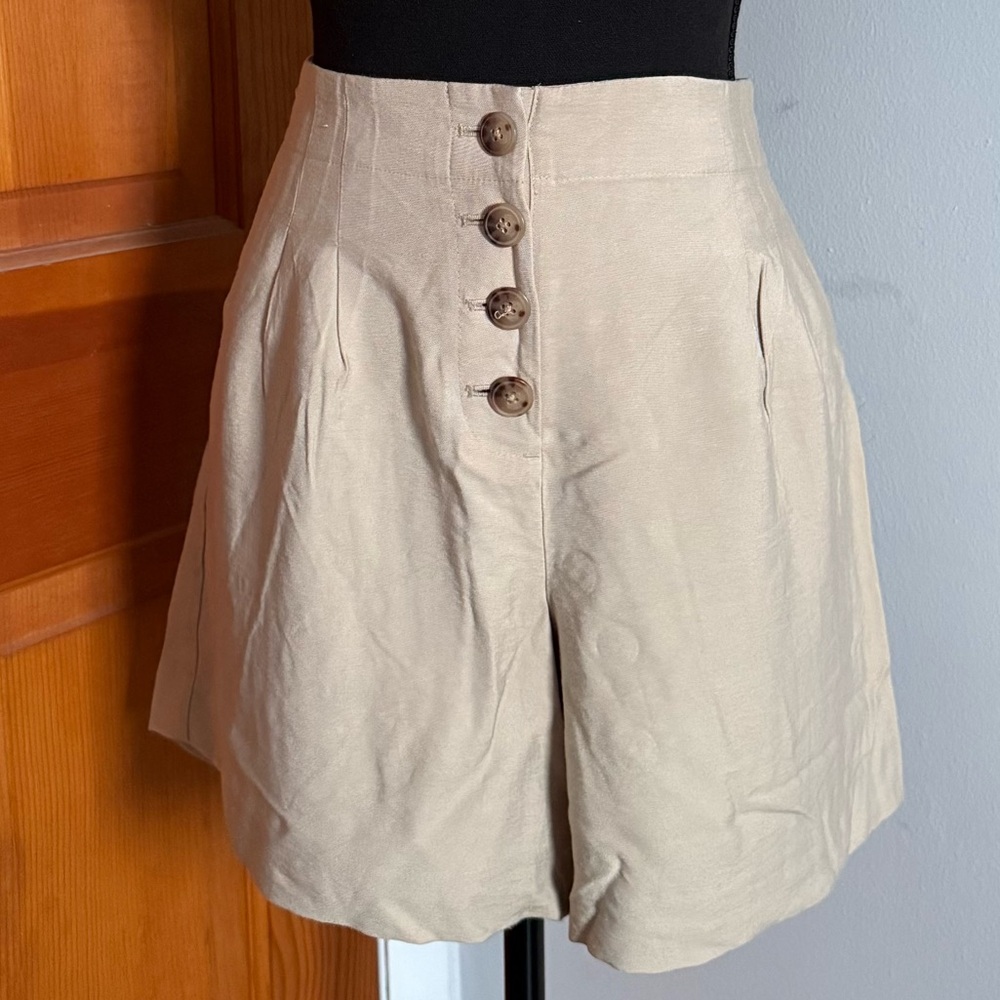 LOFT Button High Rise Shorts - Picture 2 of 12
